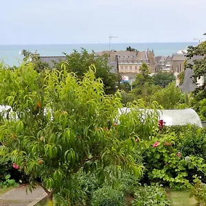 Fusains 5 , Saint-Quay-Portrieux France